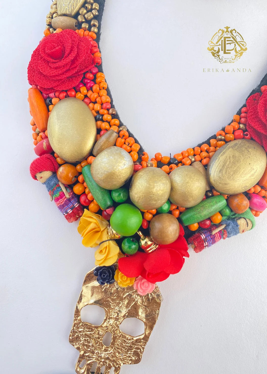 COLLAR DE CALAVERA CON ARETES