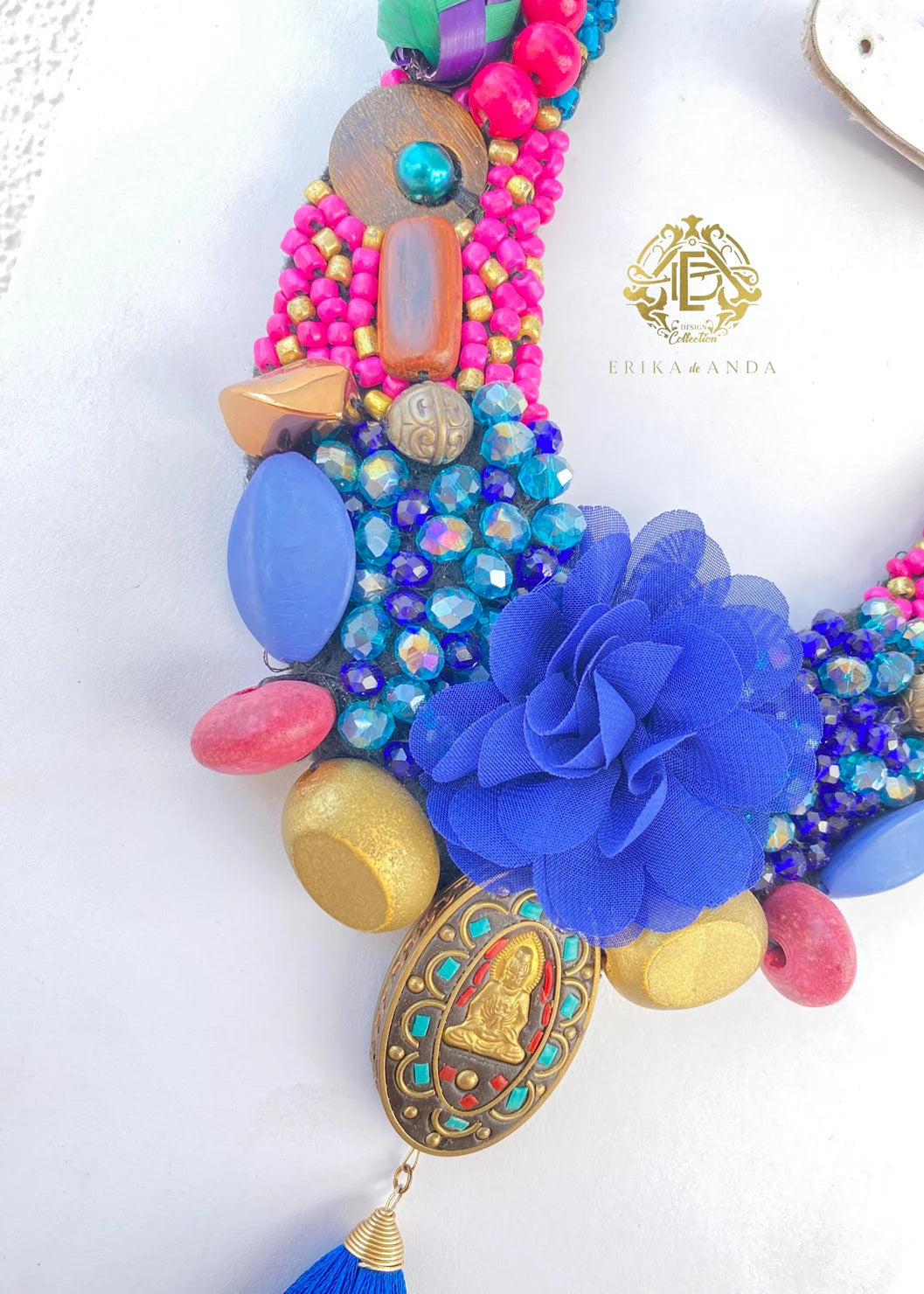 COLLAR DE BUDA CON ARETES