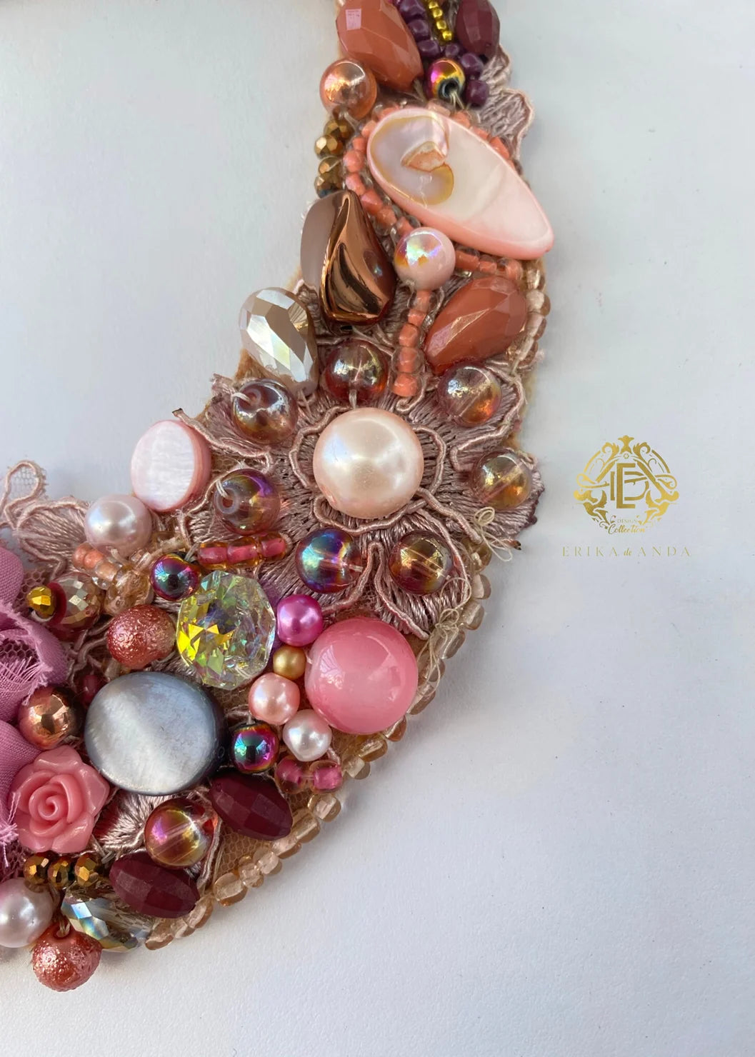 COLLAR DE PERLAS ROSA CON PIEDRAS NATURALES