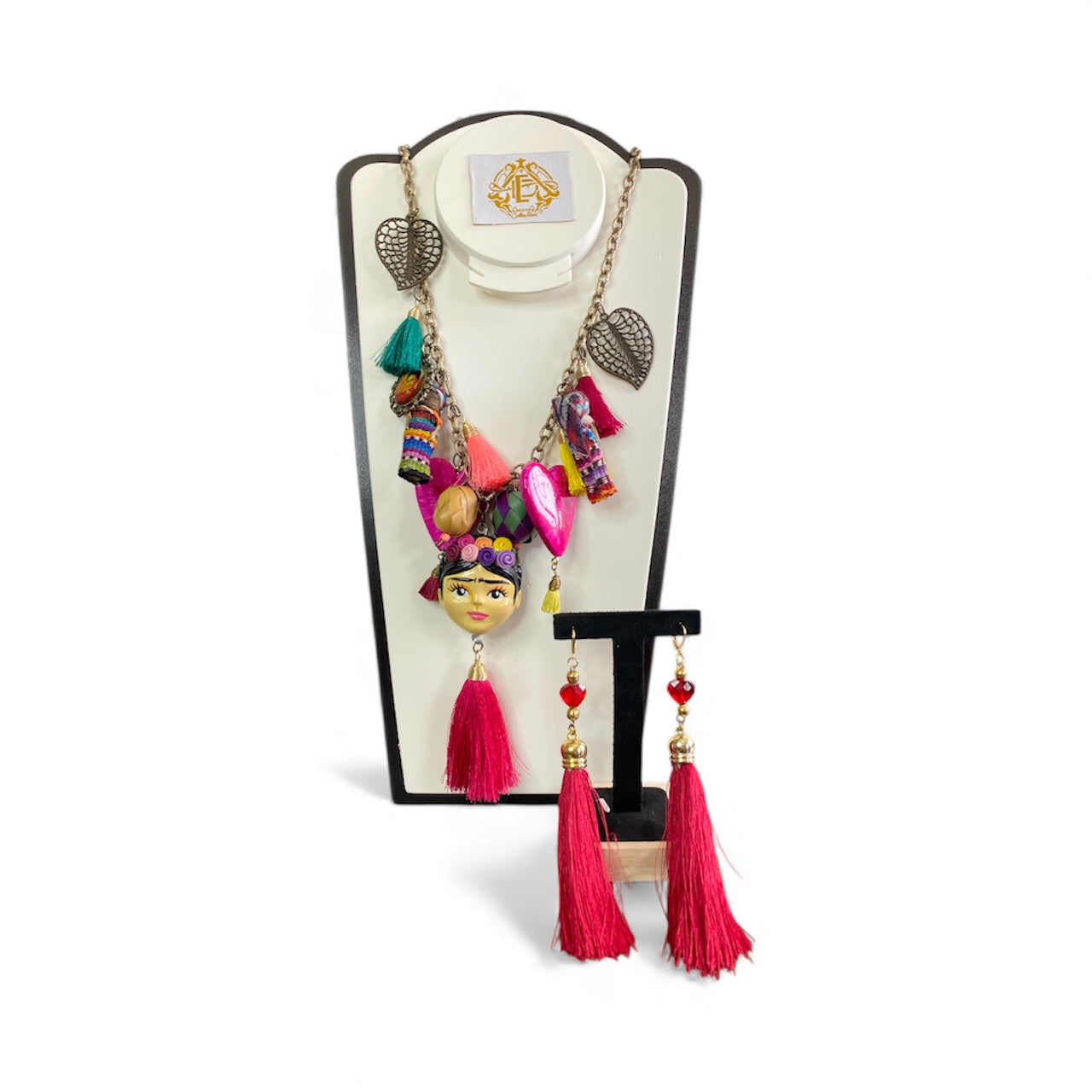 COLLAR FRIDA KHALO CON MOTAS DE COLORES Y PETATE