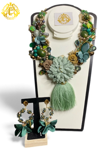 COLLAR SELVA VERDE