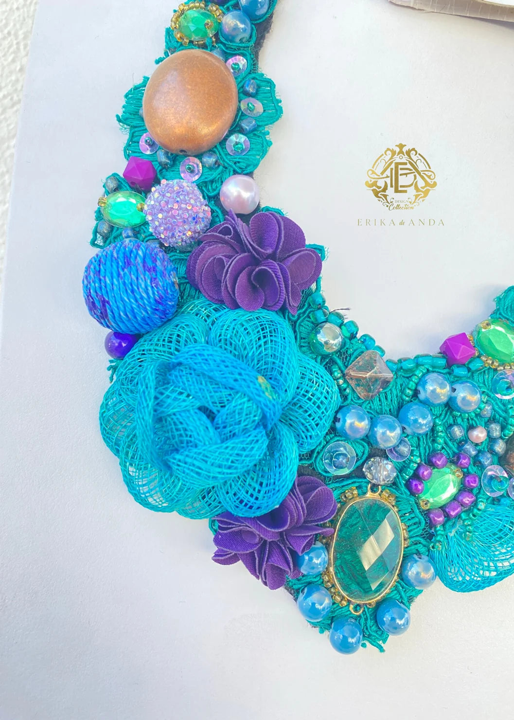 COLLAR AZUL FLOR DE TELA