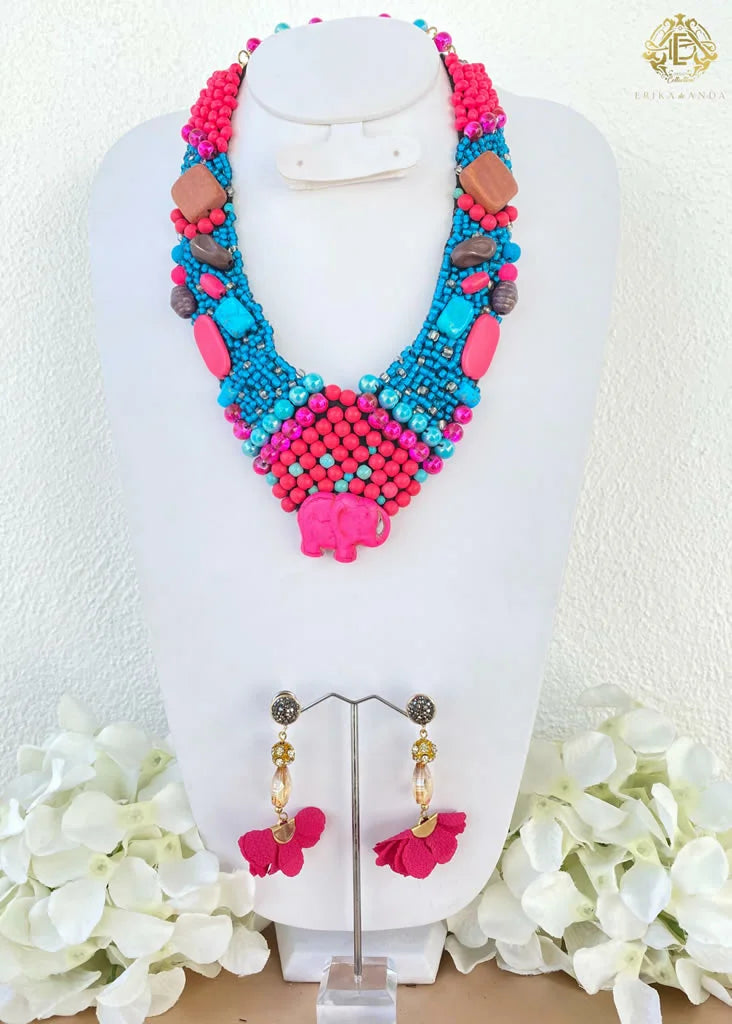 COLLAR DE MINI ELEFANTE CON ARETES