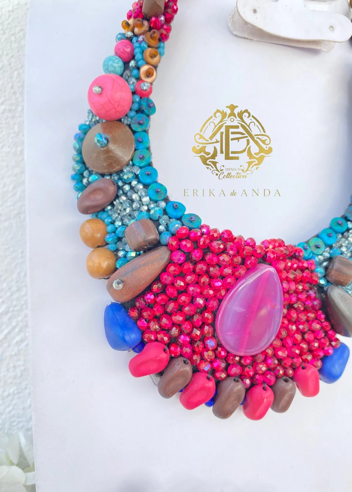 COLLAR DE SEMILLAS NATURALES CON ARETES