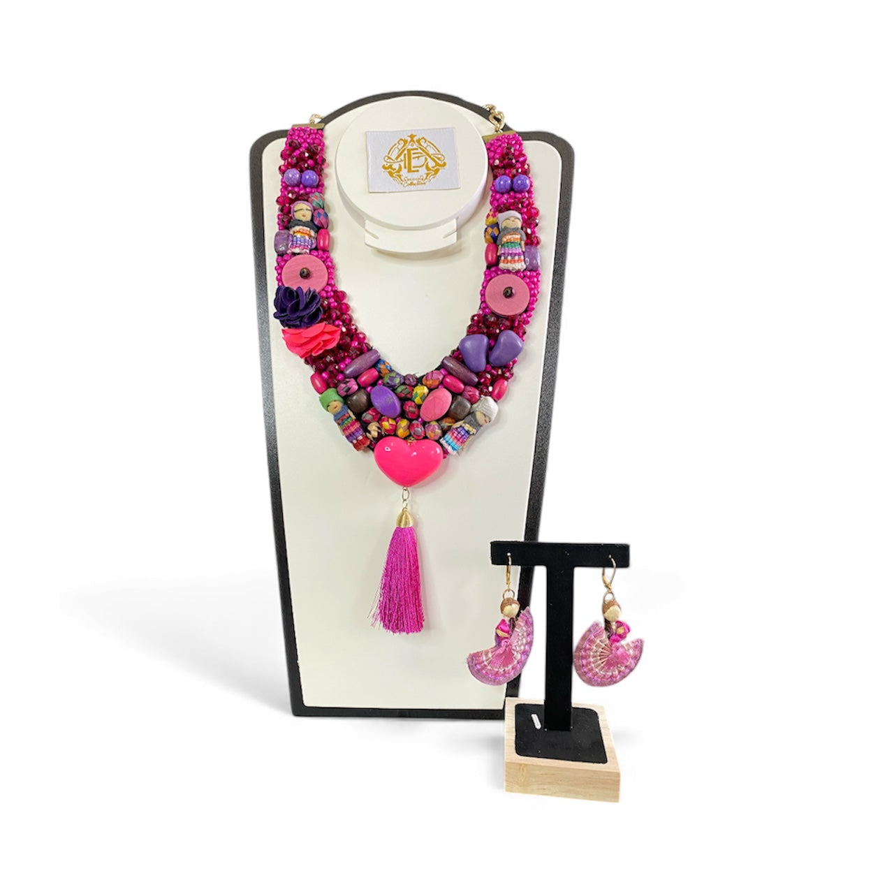 COLLAR DE CORAZON PORCELANA CON ARETES