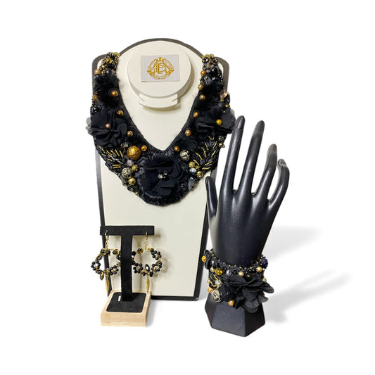 COLLAR DE FLOR DE CHIFÓN NEGRO CON ARETES Y PULSERA