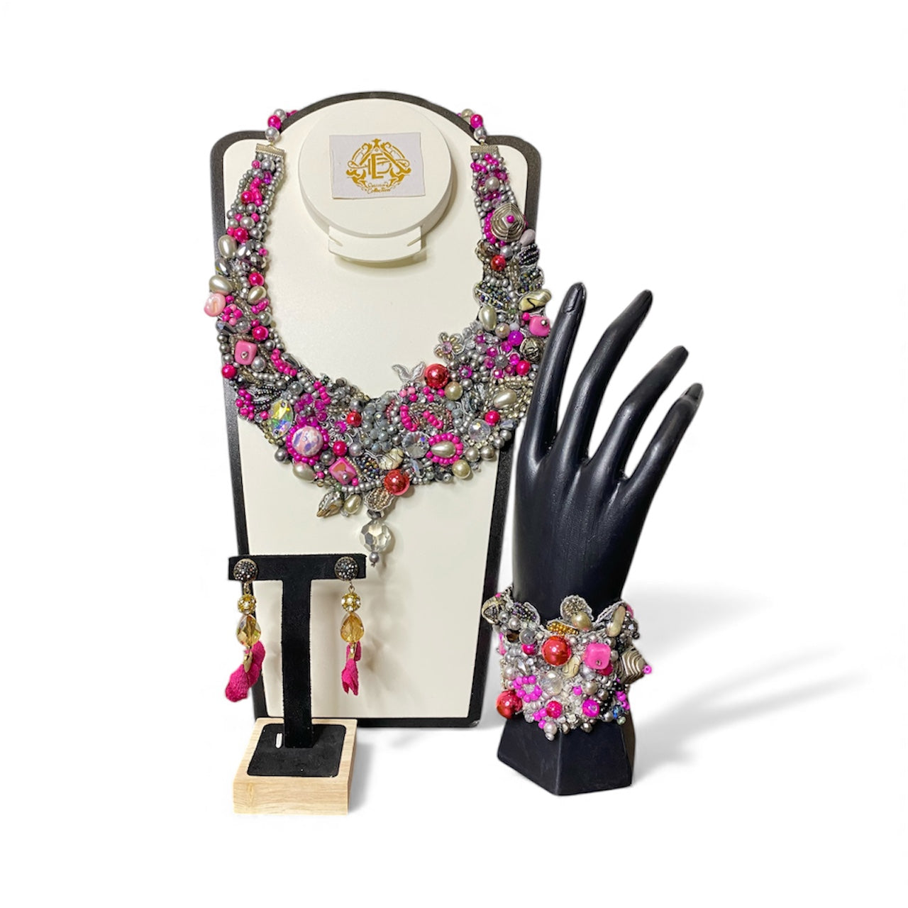 COLLAR DE GRIS CON ROSA PIEDRA NATURAL
