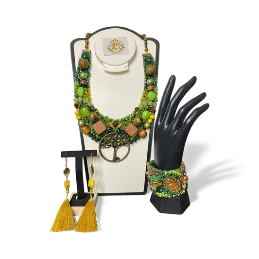 COLLAR DE ÁRBOL CON ARETES