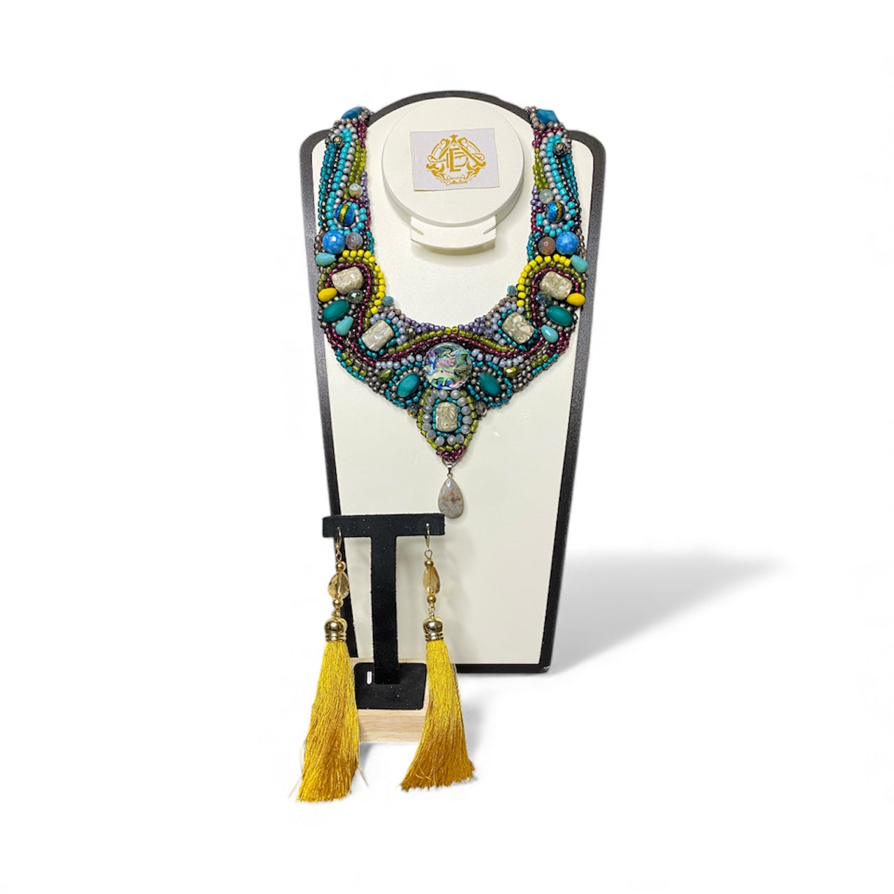 COLLAR MULTICOLOR PIEDRA NATURAL CON ARETES Y PULSERA