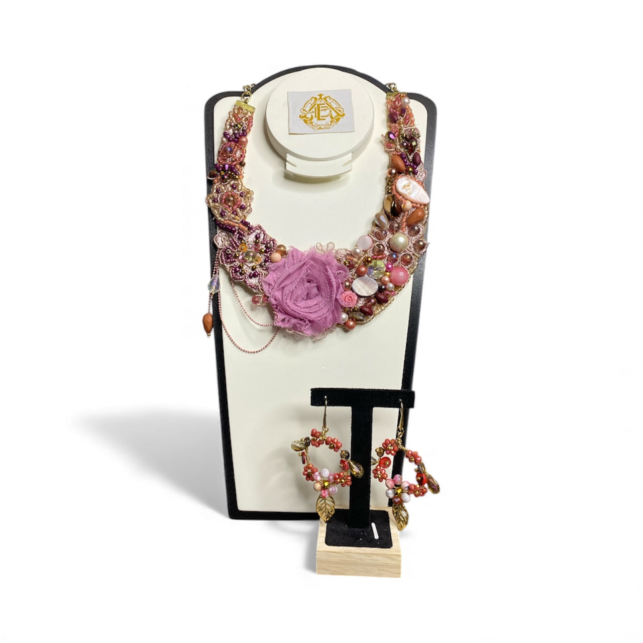 COLLAR DE PERLAS ROSA CON PIEDRAS NATURALES