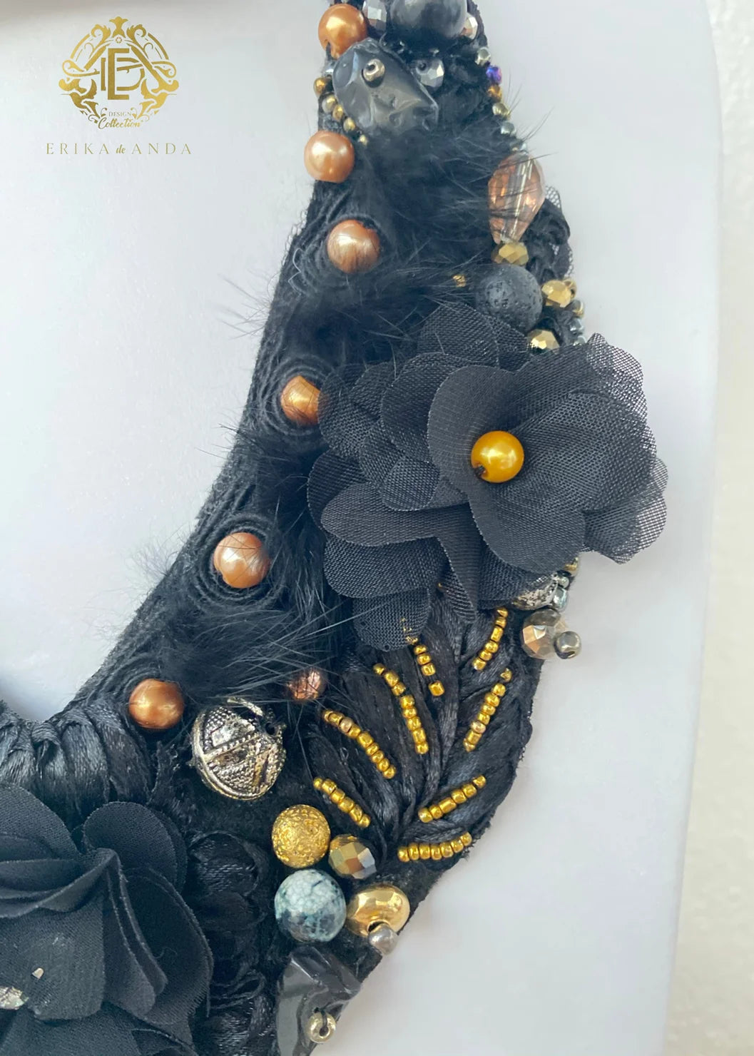COLLAR DE FLOR DE CHIFÓN NEGRO CON ARETES Y PULSERA