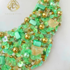 COLLAR DE PERLAS CON SHAKIR VERDE
